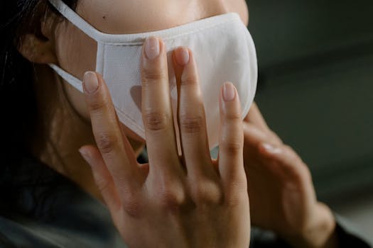 Navigating New Norms: Essential Online Dating Etiquette Tips